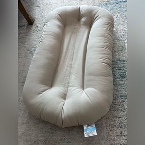 Snuggle Me Organic Infant Lounger and Cover